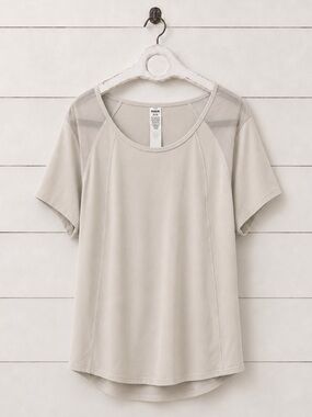 NWT RBX Women's Short Sleeve Scoop Neck Top in Light Beige